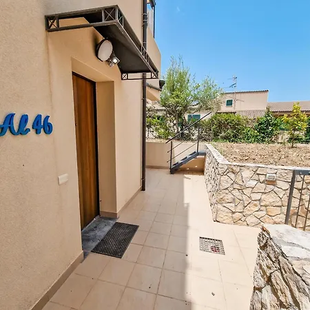 Al Quarantasei تْشيفالو
